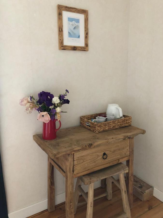 Le Figarelou Bed & Breakfast Thiezac Bagian luar foto