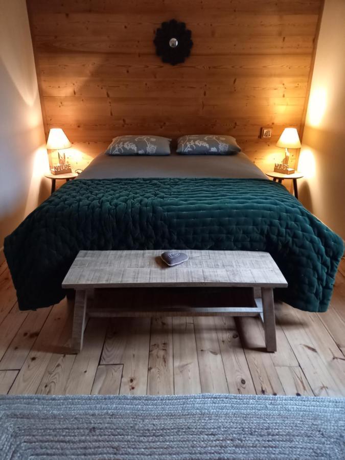 Le Figarelou Bed & Breakfast Thiezac Bagian luar foto