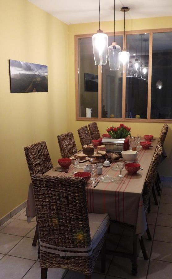 Le Figarelou Bed & Breakfast Thiezac Bagian luar foto